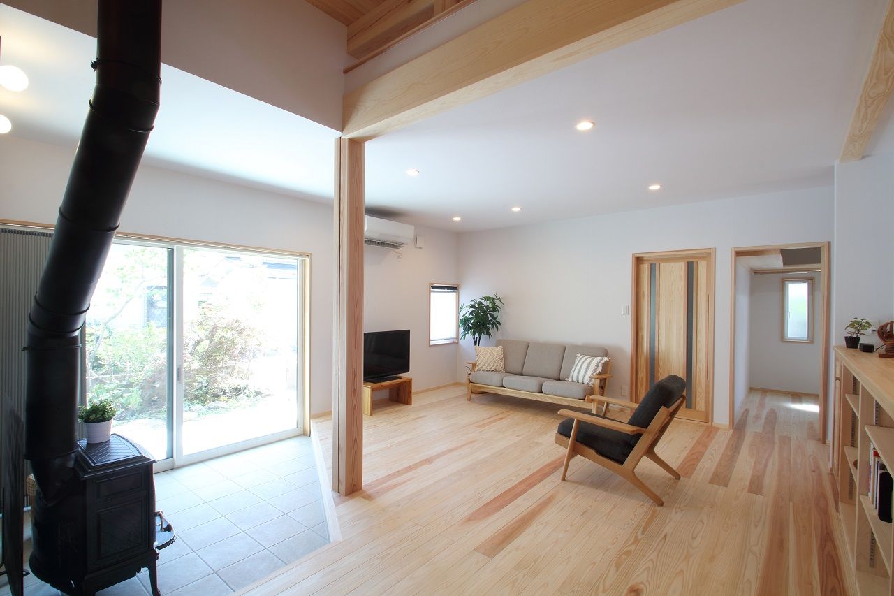 サイト工業　はぐくみの木の家(宮城・福島） 【3500万円/間取り図有】お風呂以外の住宅設備を親世帯と子世帯それぞれに設けた2世帯住宅の住まいの建築実例画像2