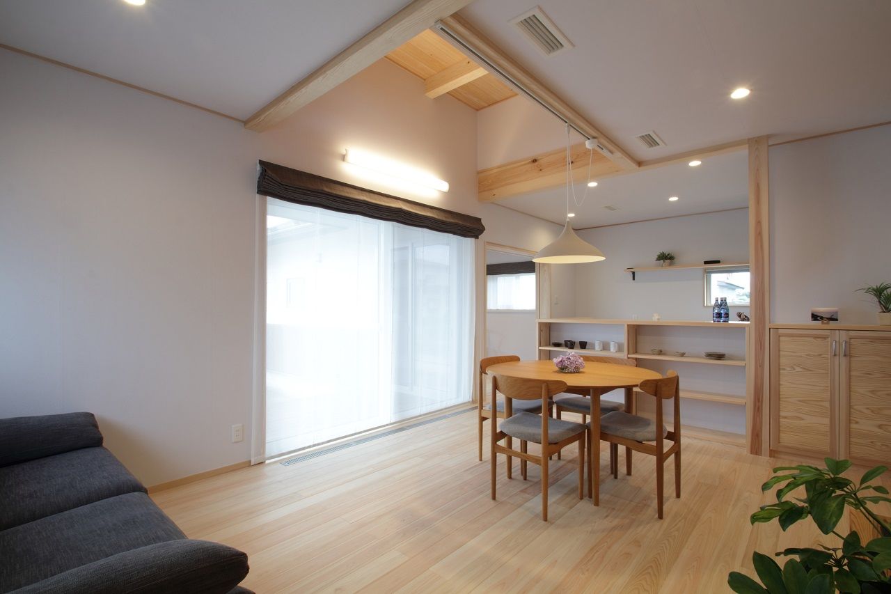 サイト工業　はぐくみの木の家(宮城・福島） 【2300万円台/間取り図有】家事動線と収納力を重視した、スッキリと暮らせる住まいの建築実例画像2