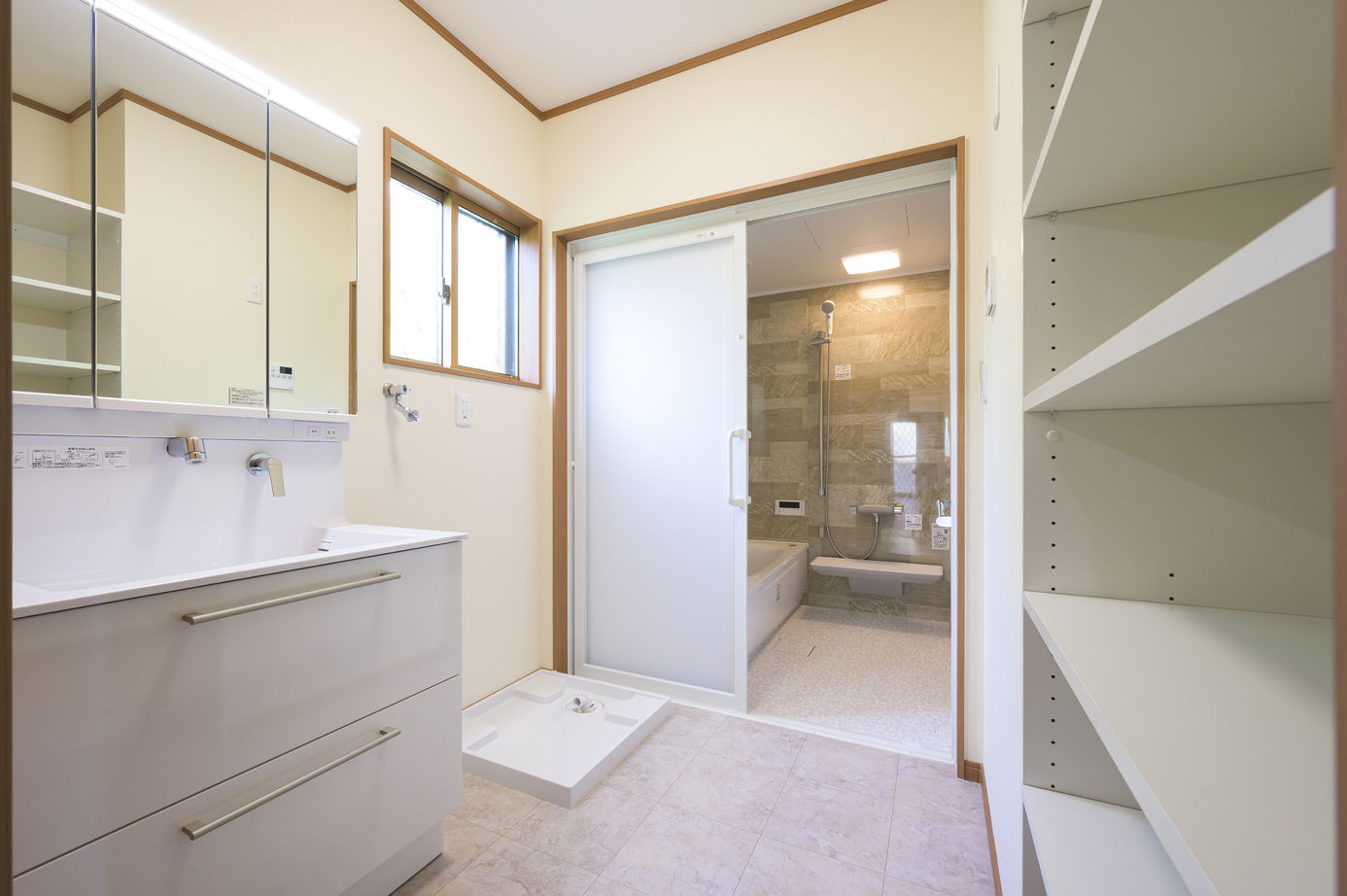 エースホーム太田店（白石建設） 【群馬県/2392万円/38.2坪】スーパーウォール工法で建てた高気密・高断熱が当たり前！1年中快適に暮らす家の建築実例画像7