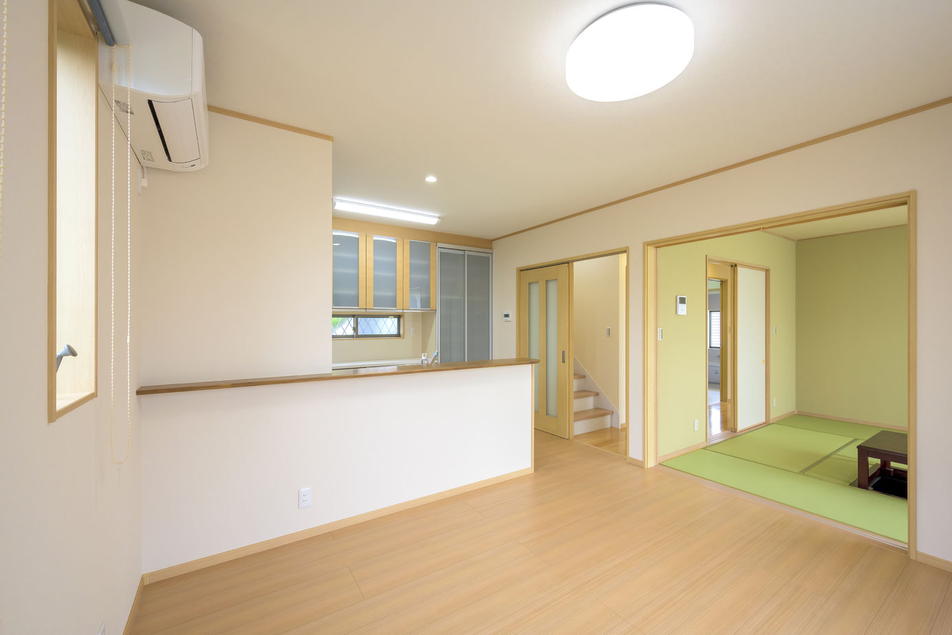 エースホーム太田店（白石建設） 【太田市/2357万円/35.9坪】制震スーパーウォール工法採用！居室を全て南側に配置した快適で明るい住まいの建築実例画像5