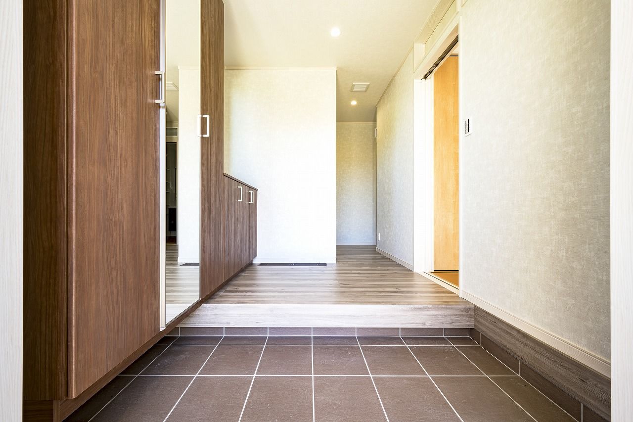 エースホーム太田店（白石建設） 【邑楽郡/3321万円/45坪】家庭用エアコン1台で全館空調を実現した制震スーパーウォール工法の住まいの建築実例画像2