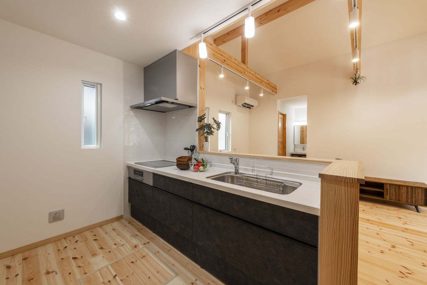 エースホーム太田店（白石建設） 家族とともに成長し、住むほどに味わいが増していく長く愛せる木の家の建築実例画像7