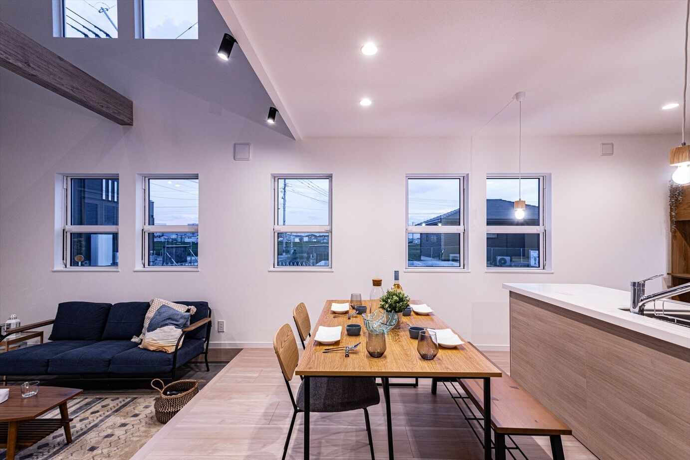 エースホーム太田店（白石建設） カリフォルニアスタイルで叶える、のびやかな暮らしの家の建築実例画像5