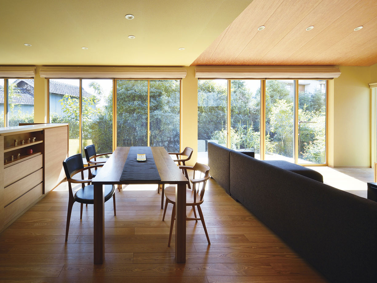 Suumo 大空間 大開口で伸びやかに豊かな緑と木の素材感に包まれる家 住友林業 の建築実例詳細 注文住宅