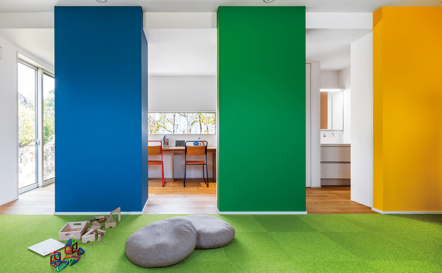 住友林業 【約40坪/間取り図有/平屋】庭を楽しみ、母屋の親世帯ともつながる。理想的な距離感をかなえた暮らしの建築実例画像6