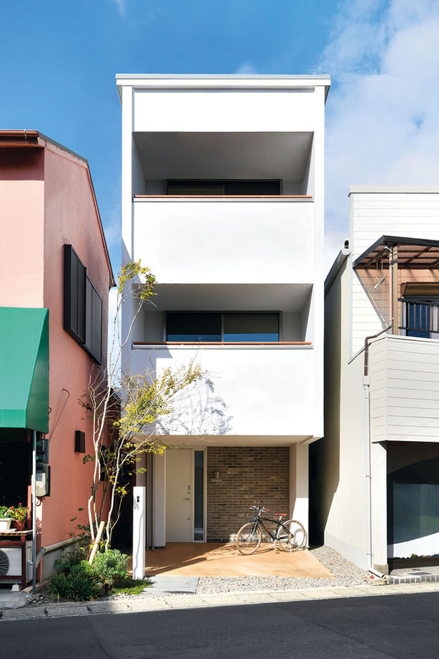 住友林業 【約30坪/間取り図有/3階建て】３階フロアを全てLDKに。眺望、採光、プライバシーを実現した住まいの建築実例画像2