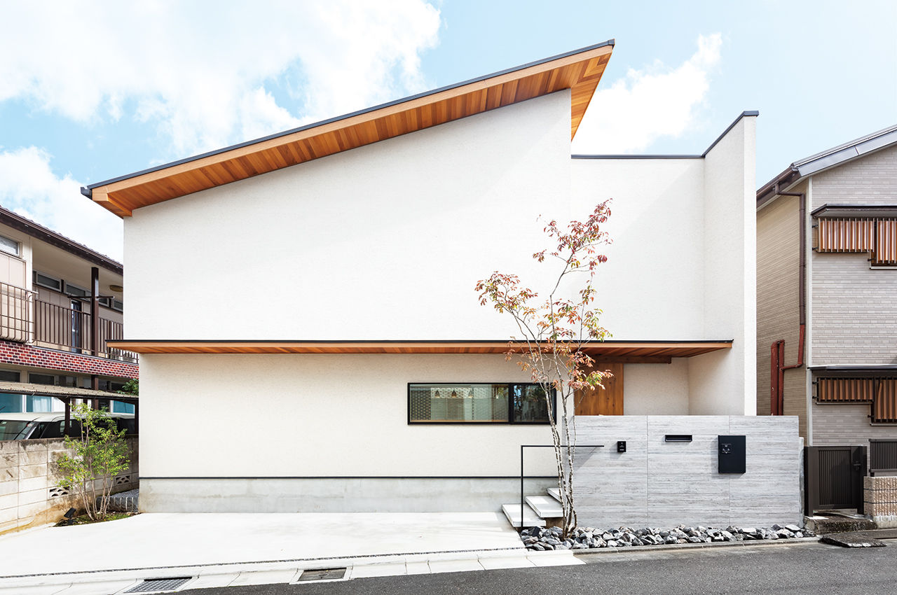 住友林業 【約30坪/間取り図有/ウッドデッキ】玄関土間や階段もLDKと一体に…木の心地よさに包まれた暮らしの建築実例画像10