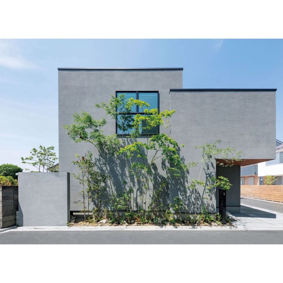 住友林業 吹き抜けの大空間に大きな窓。約26坪で開放感とZEHを両立の建築実例画像4