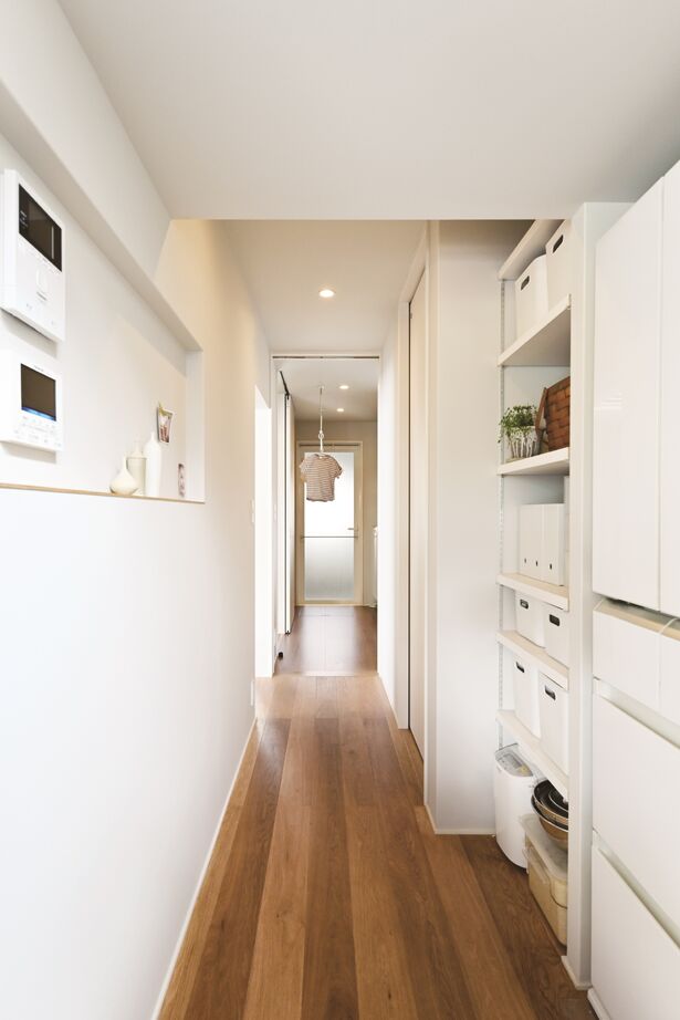 住友林業 やわらかな光に包まれた、螺旋階段のある家の建築実例画像5