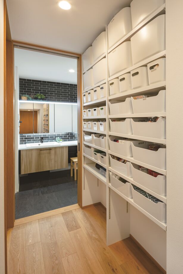 住友林業 素材が織りなす心地よさに包まれる、和モダンの住まいの建築実例画像4