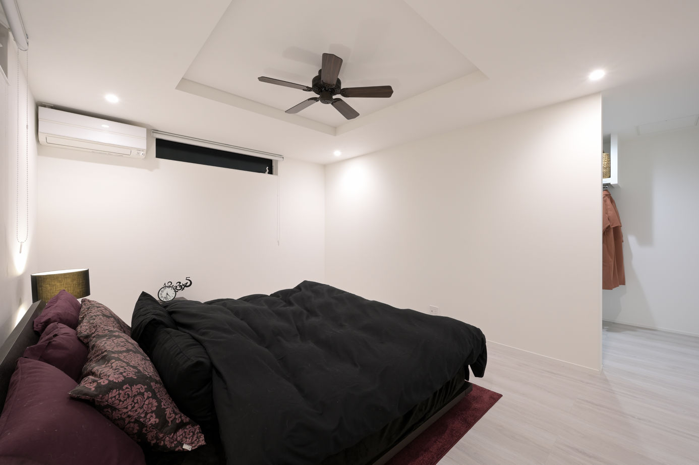 藤島建設 【50坪台/4000万円台/ガレージハウス】夫婦が憧れたバイクガレージのある家。LDKからいつでも愛車を鑑賞の建築実例画像9