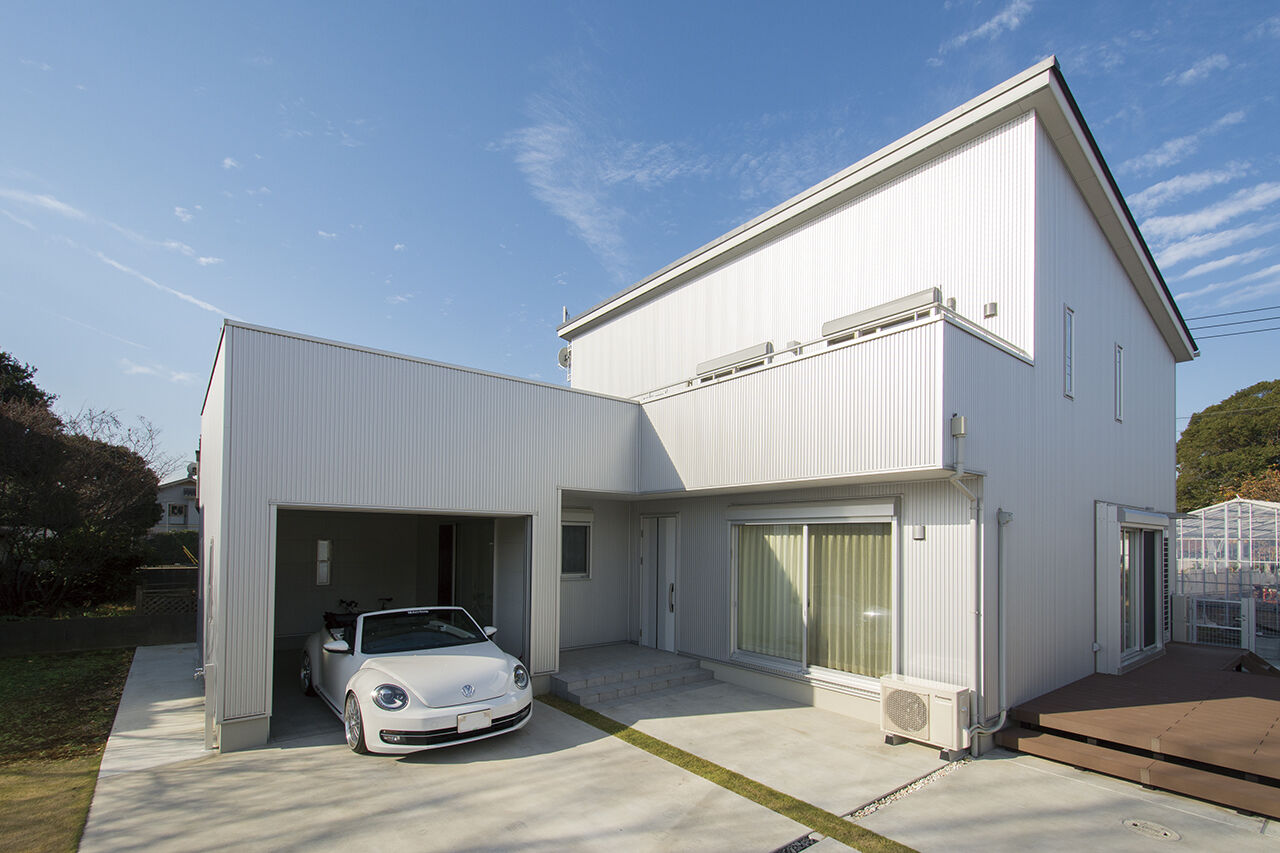 【SUUMO】 【3000万円台前半/45坪台/インナーガレージ/大容量収納】モダンな理想のガレージハウス - 藤島建設 フィットインプラザの ...