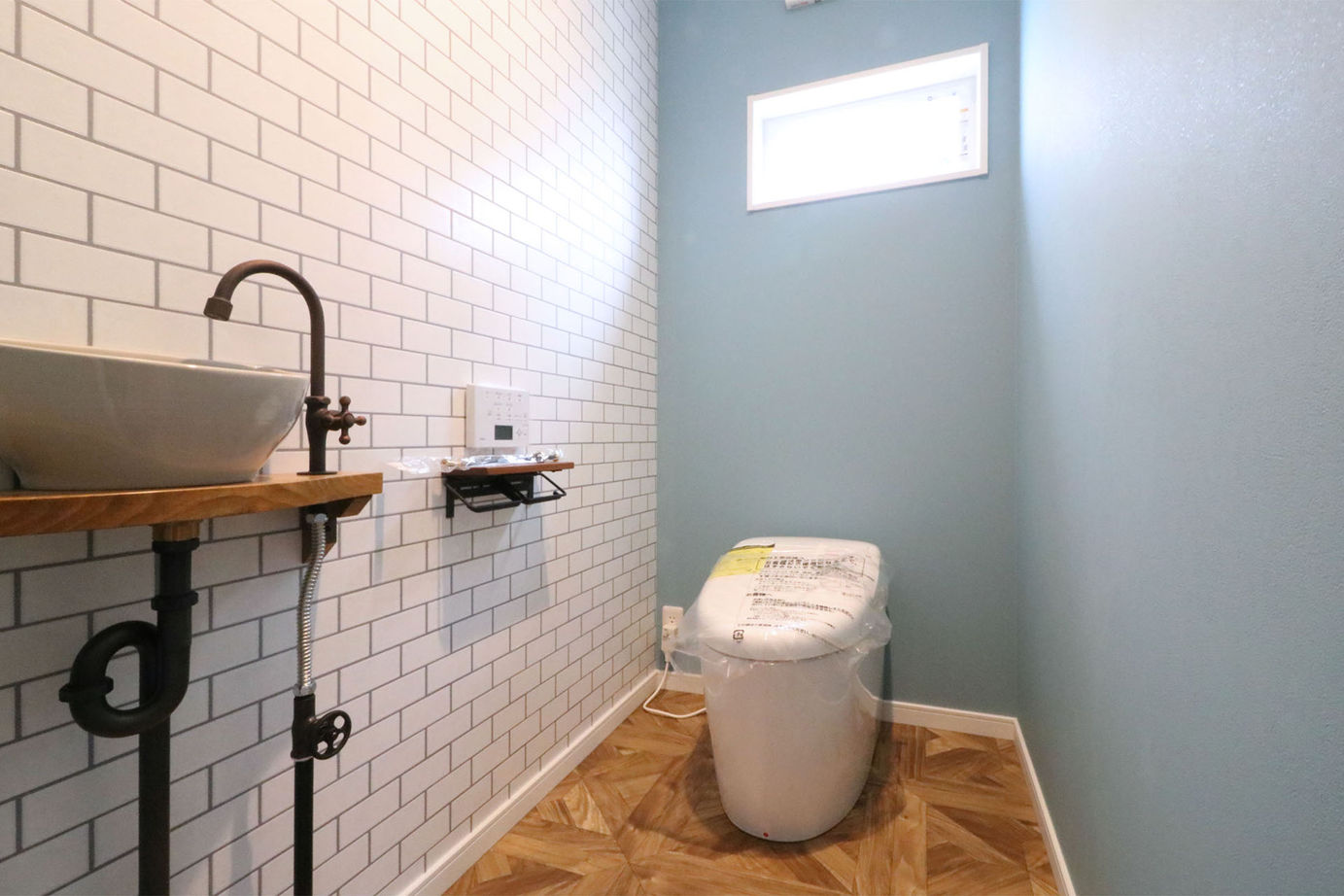 フレスコ 【2000万円／平屋／間取図あり】木の温もりとヴィンテージなインテリアを楽しむ平屋の建築実例画像4