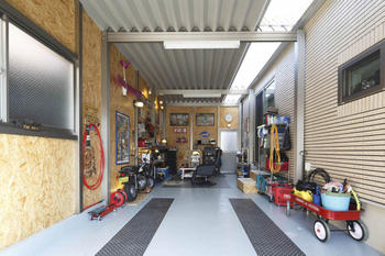 一条工務店 「これからの人生を愉しむための家」は、平屋。屋根には、9.86ｋＷの太陽光発電パネルを搭載の建築実例画像2