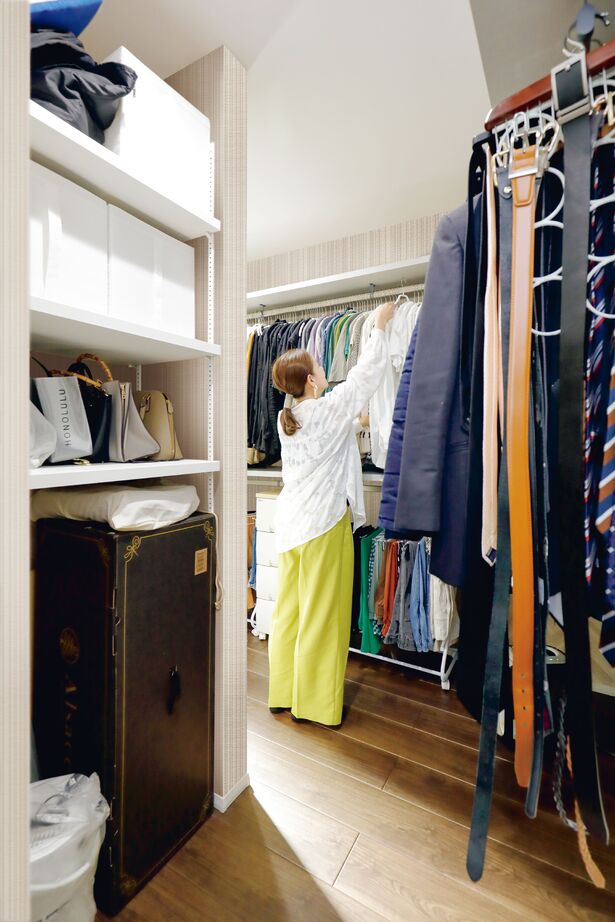 一条工務店 吹き抜けから光を採り入れる「明るい家」の建築実例画像10