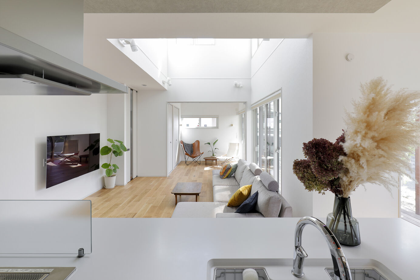 一条工務店 大人の贅沢を叶えた、空間がひとつながりの家。の建築実例画像4