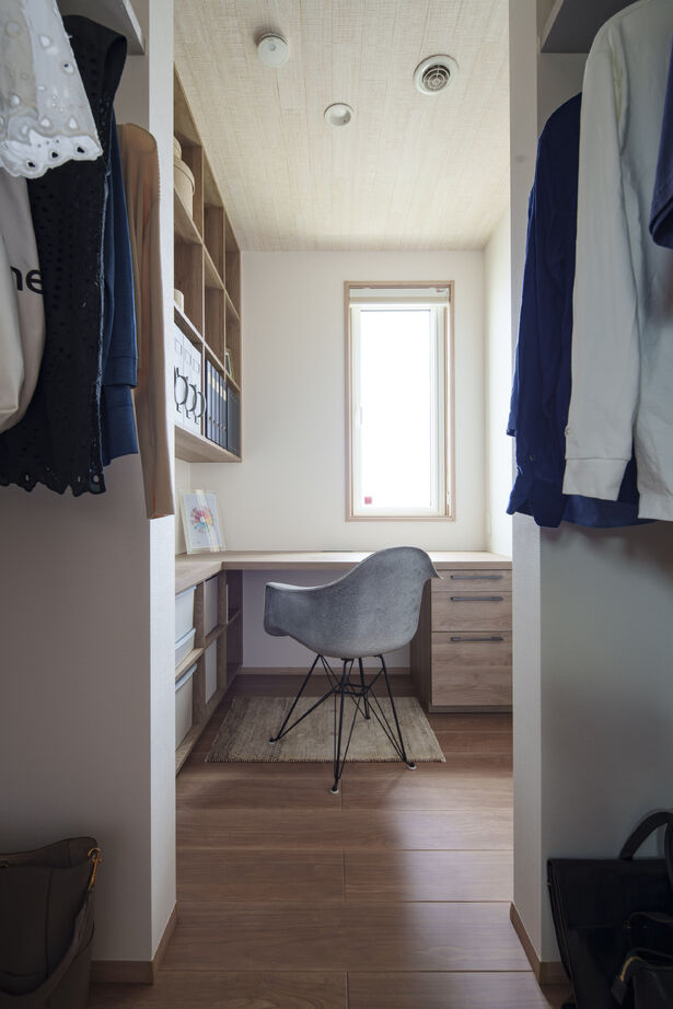 一条工務店 愛着あるモノに囲まれながら、家族との団らんを楽しむ家。の建築実例画像8