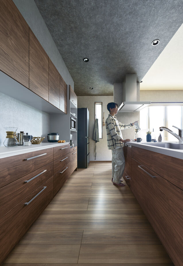 一条工務店 落ち着きのある、ダークなインテリアの建築実例画像4