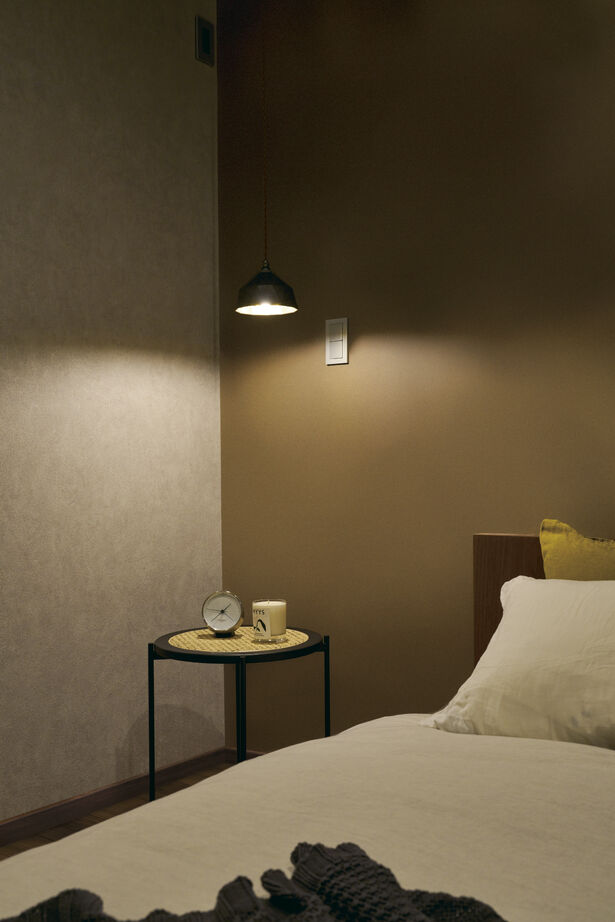 一条工務店 落ち着きのある、ダークなインテリアの建築実例画像10