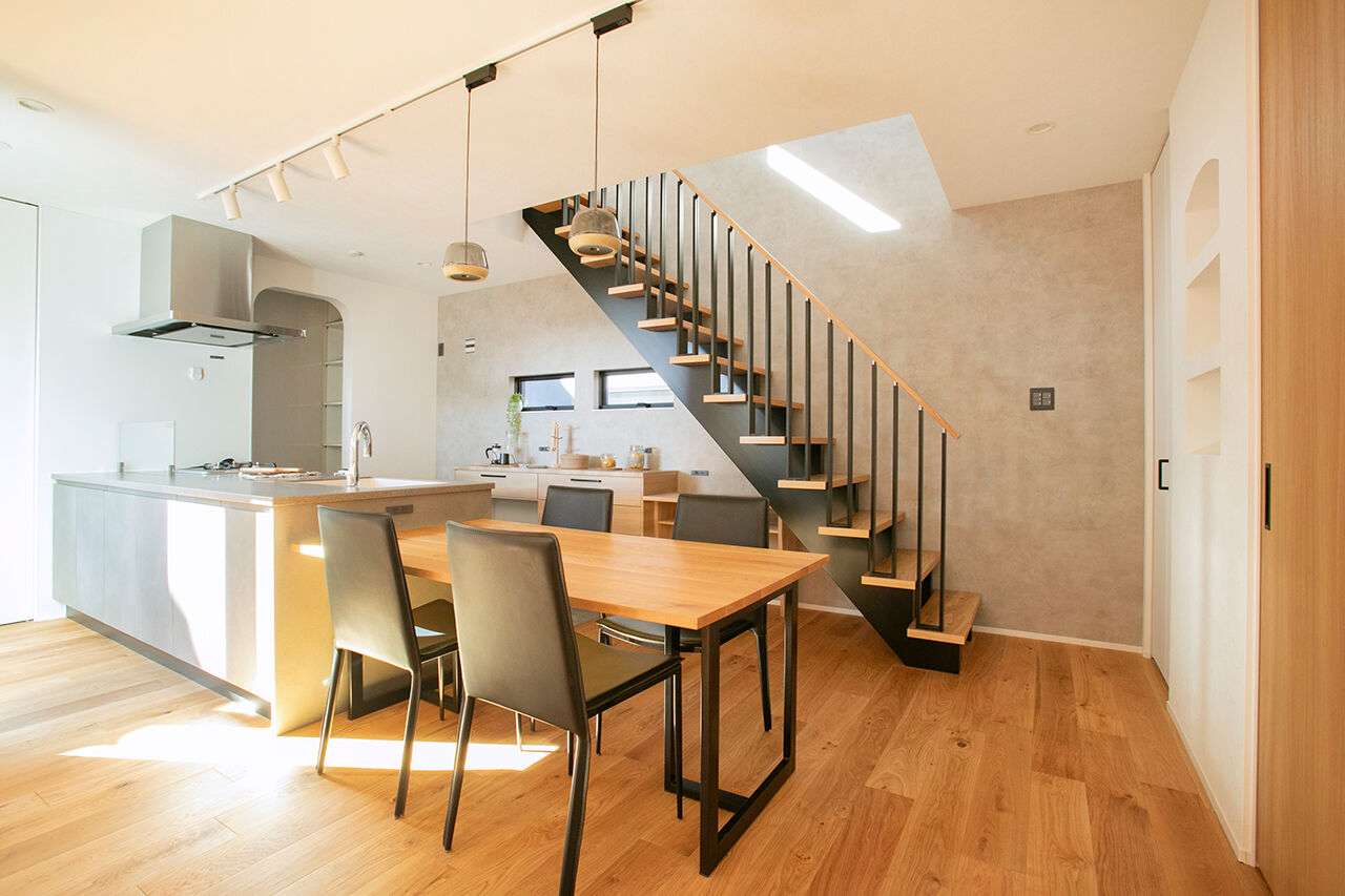 LIGhome 小牧・春日井(リグホーム) 【間取り図有｜2200万円台｜3LDK｜中庭】収納たっぷり！ホテルライクなL字型の家の建築実例画像2