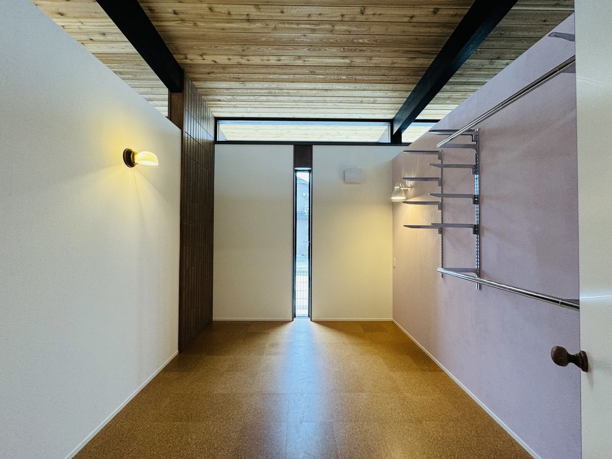 あおぞら工務店（アオゾラコウムテン一級建築士事務所） 【42坪/4000万円台/間取り図有】中庭を中心とした、ミッドセンチュリーモダンスタイルなコの字の平屋の建築実例画像10