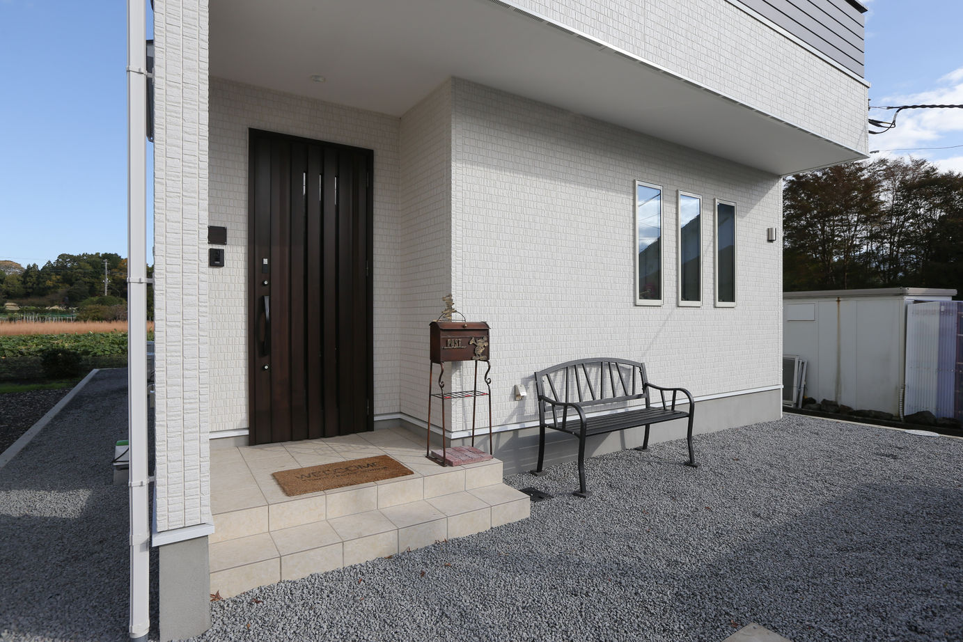 アイダ設計 【間取り図有/40坪台/2階リビング】7坪のバルコニーは多目的に使えるおしゃれスペースの建築実例画像3