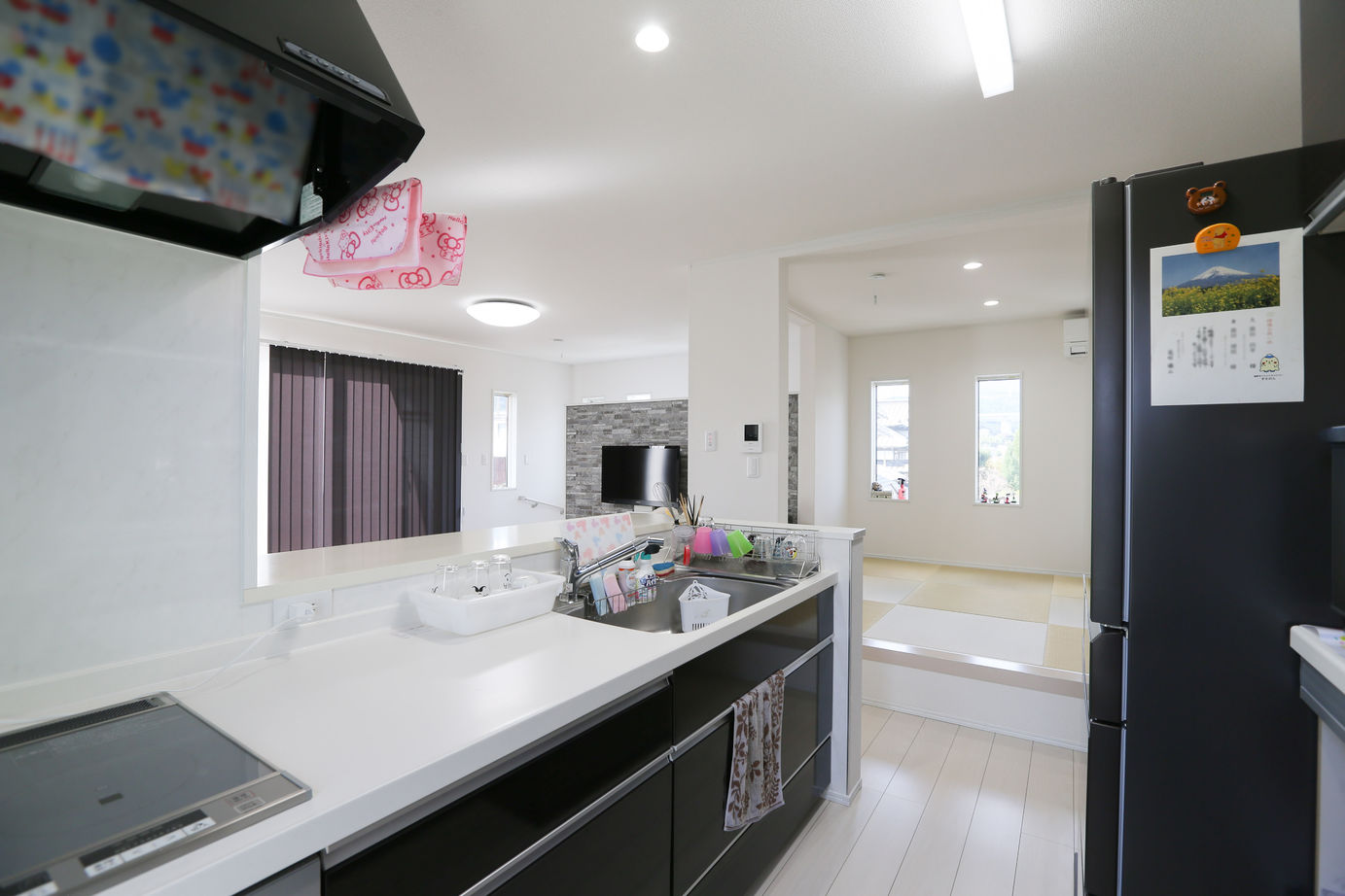 アイダ設計 【間取り図有/40坪台/2階リビング】7坪のバルコニーは多目的に使えるおしゃれスペースの建築実例画像8