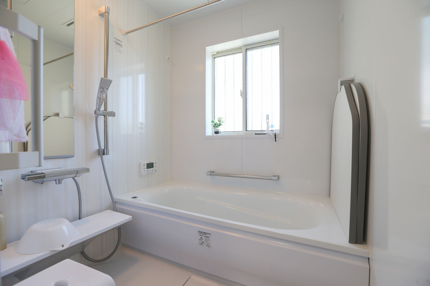 アイダ設計 【間取り図有/40坪台/2世帯住宅/小屋裏収納】回遊動線を考慮しプライベートを守る共有タイプの間取の建築実例画像9