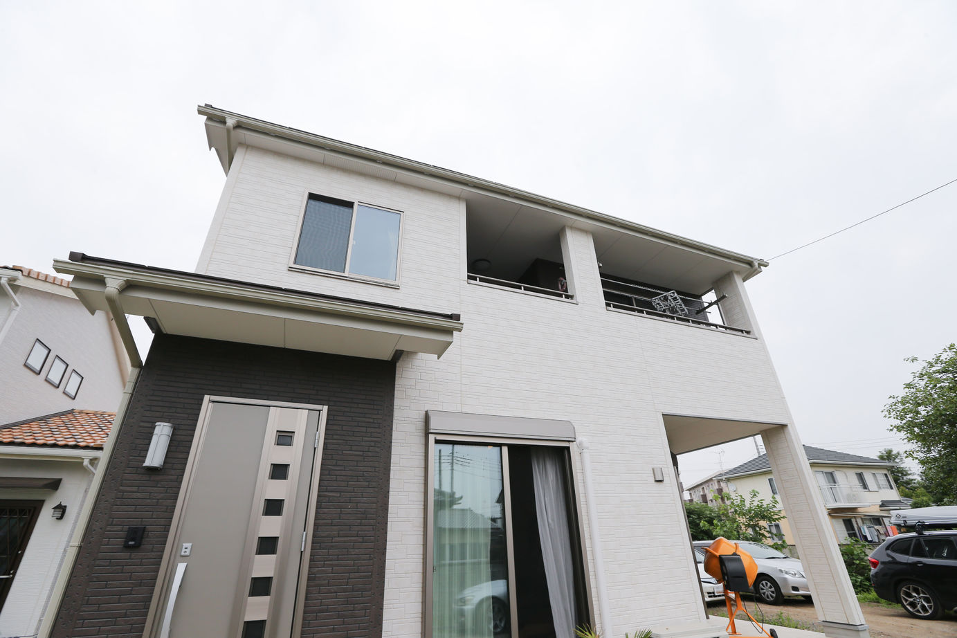 アイダ設計 【間取り図有/30坪台/テラス/耐震・耐火/小屋裏収納/玄関収納】ご主人の要望を詰め込んだ理想の住宅の建築実例画像2