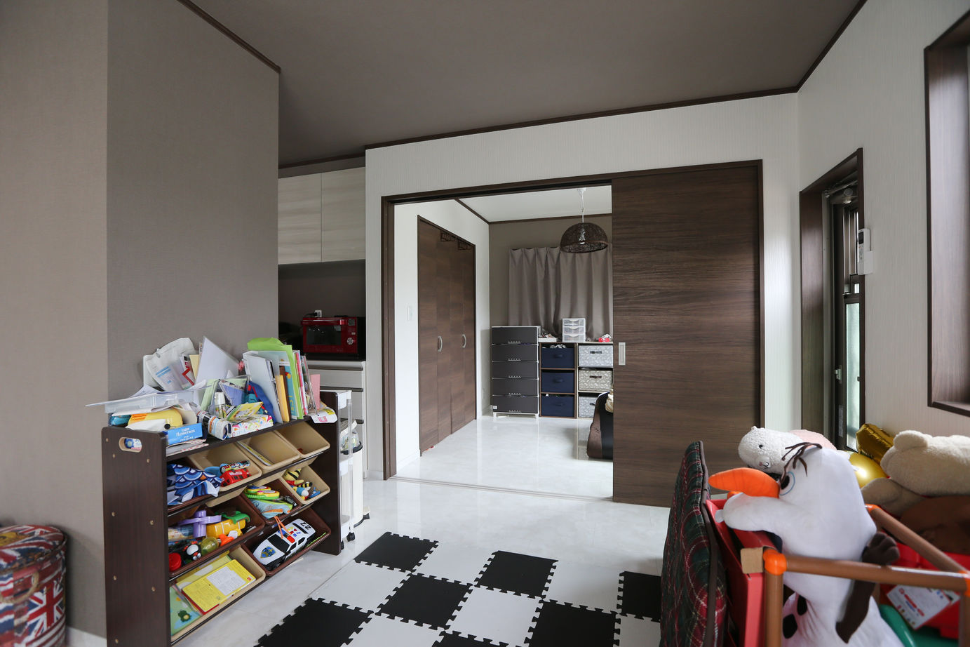 アイダ設計 【間取り図有/30坪台/テラス/耐震・耐火/小屋裏収納/玄関収納】ご主人の要望を詰め込んだ理想の住宅の建築実例画像7