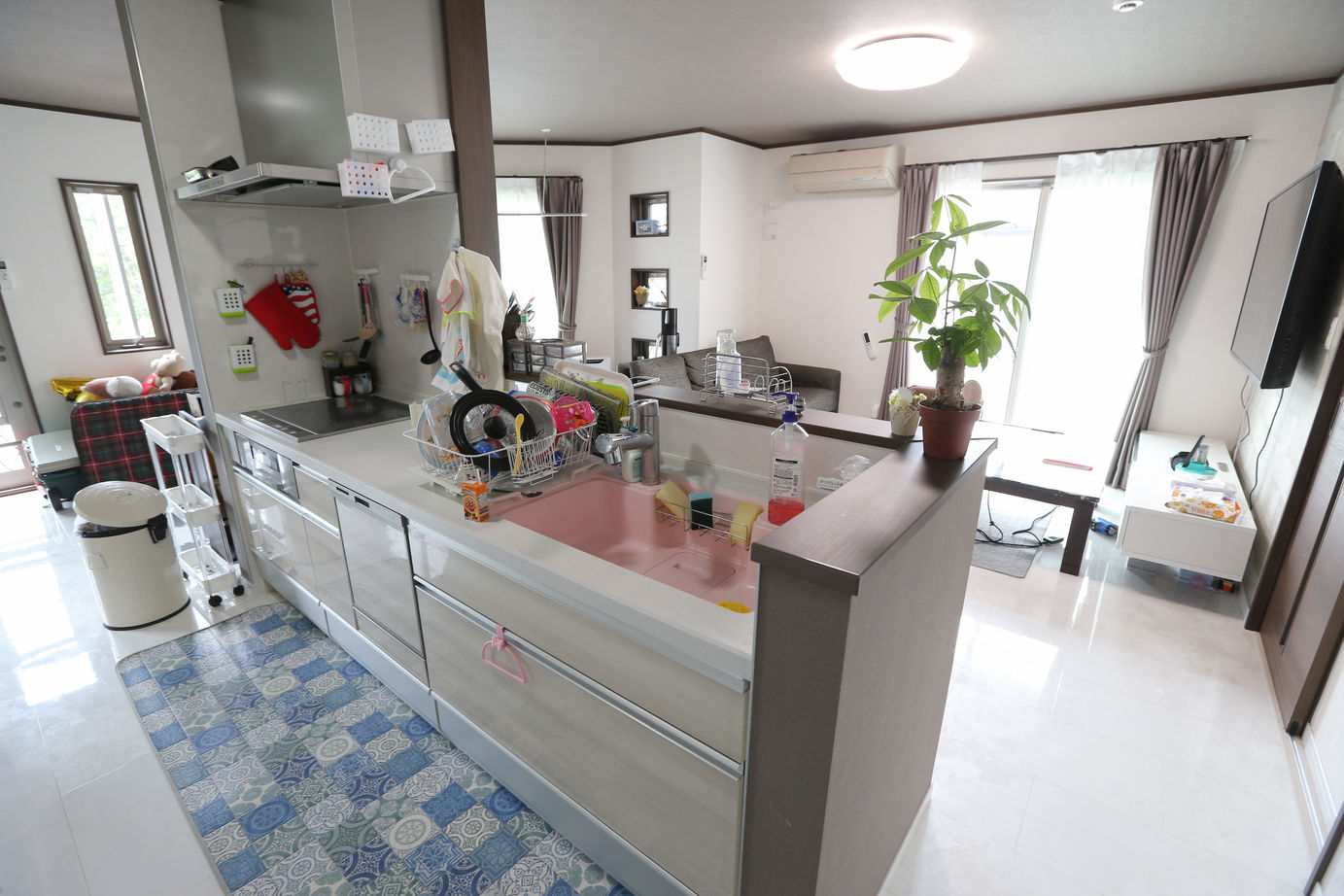 アイダ設計 【間取り図有/30坪台/テラス/耐震・耐火/小屋裏収納/玄関収納】ご主人の要望を詰め込んだ理想の住宅の建築実例画像9