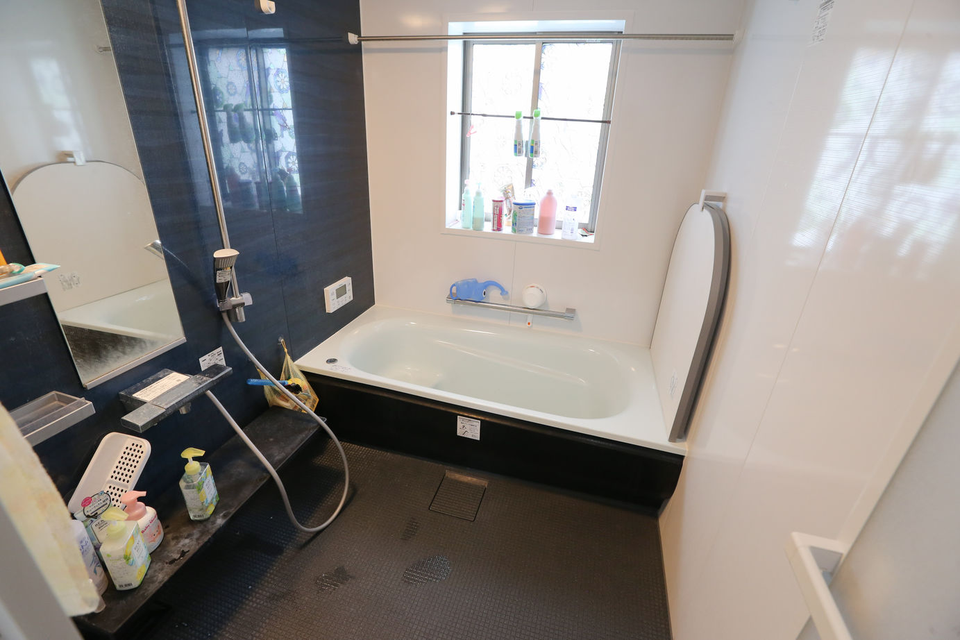 アイダ設計 【間取り図有/30坪台/テラス/耐震・耐火/小屋裏収納/玄関収納】ご主人の要望を詰め込んだ理想の住宅の建築実例画像11