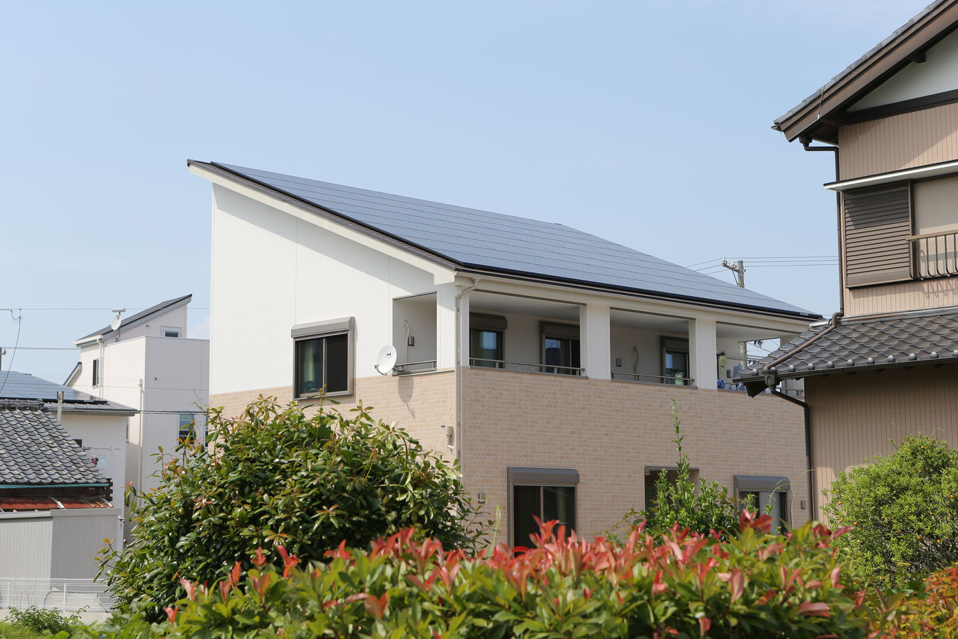 アイダ設計 【間取り図有/30坪台/太陽光発電】売電をローン返済に充当。収納充実で採光に優れた注文住宅の建築実例画像3