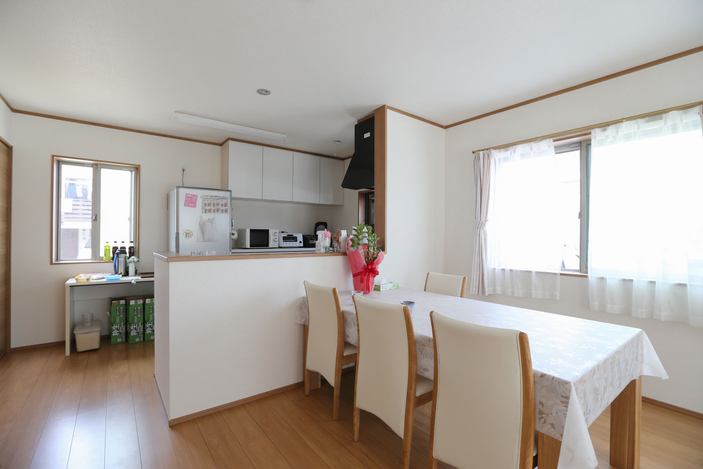 アイダ設計 【間取り図有/30坪台/太陽光発電】売電をローン返済に充当。収納充実で採光に優れた注文住宅の建築実例画像7