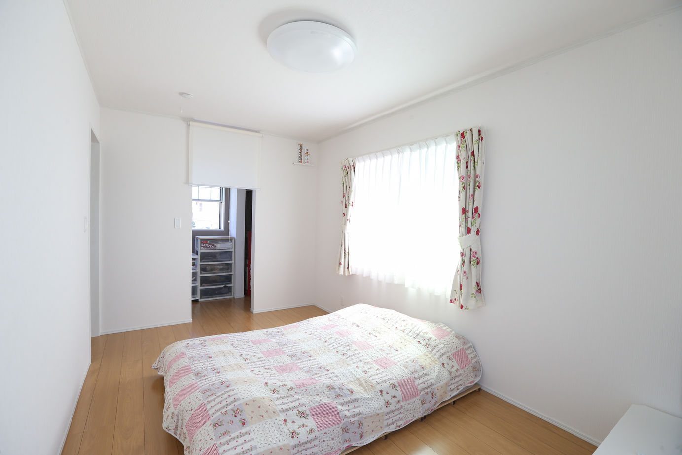 アイダ設計 【間取り図有/30坪台/広々リビング】家族の理想がつまった、趣味を楽しむ南欧風の家の建築実例画像15