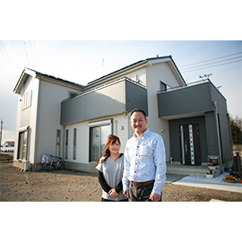 アイダ設計 【50坪台/アイランドキッチン/収納充実】モダンな雰囲気にこだわったモノトーンの注文住宅の建築実例画像2