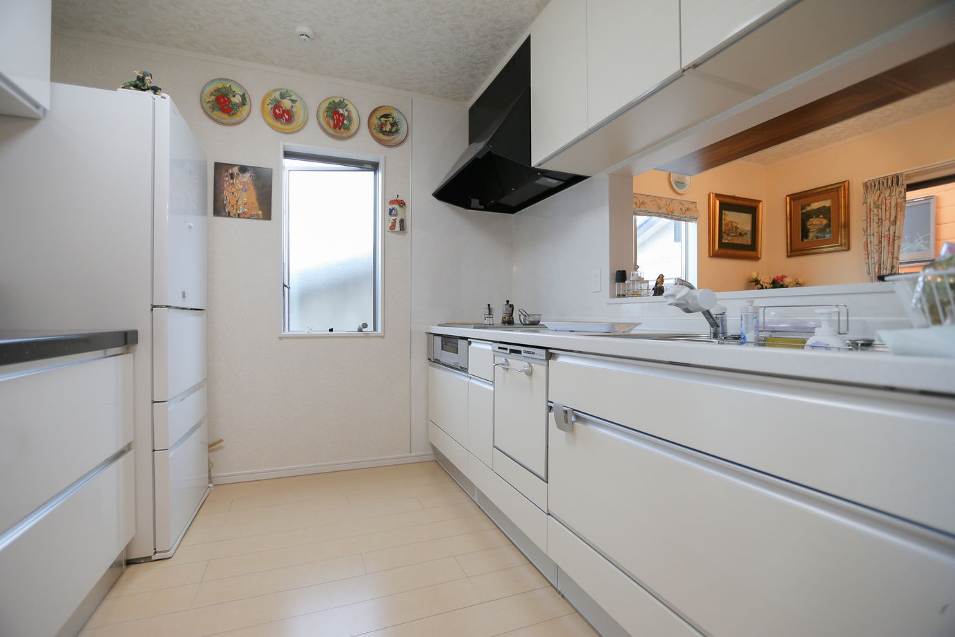 アイダ設計 【間取り図有/30坪台/3LDK/リビングイン階段】イタリア家具や照明に合わせた便利な自家発電機能のある家の建築実例画像10