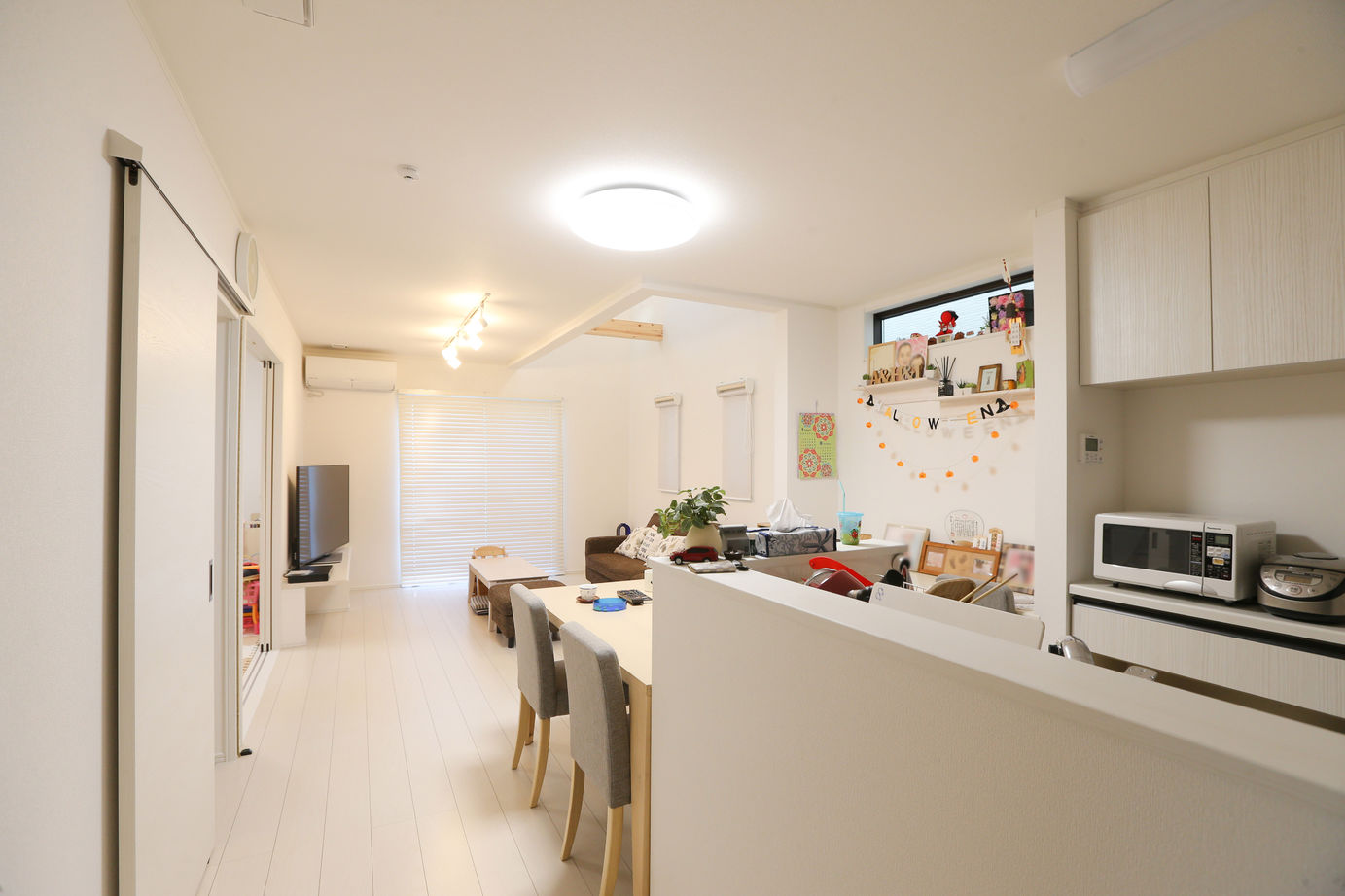 アイダ設計 【ZEH/間取り図有/30坪台/太陽光発電/オール電化】断熱性が自慢のゼロエネルギーハウスの建築実例画像5