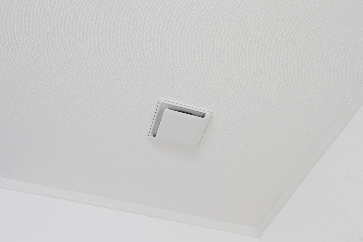 アイダ設計 【ZEH/間取り図有/30坪台/太陽光発電/オール電化】断熱性が自慢のゼロエネルギーハウスの建築実例画像19