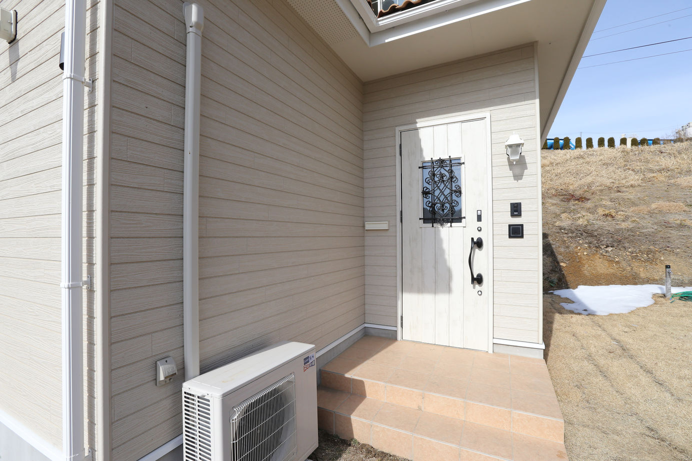 アイダ設計 【間取り図有/ビルトインガレージ/40坪台】リビングから愛車が見える、趣味を楽しむガレージのある家の建築実例画像4