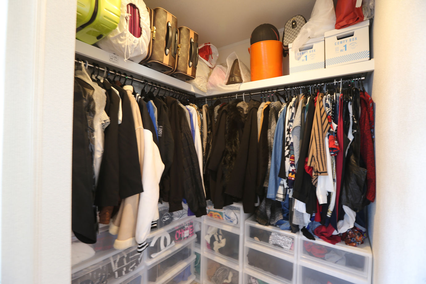 アイダ設計 【太陽光パネル/30坪台/吹き抜け/間取り図】ダイニングから広がるウッドデッキで遊び心のある住まいの建築実例画像16