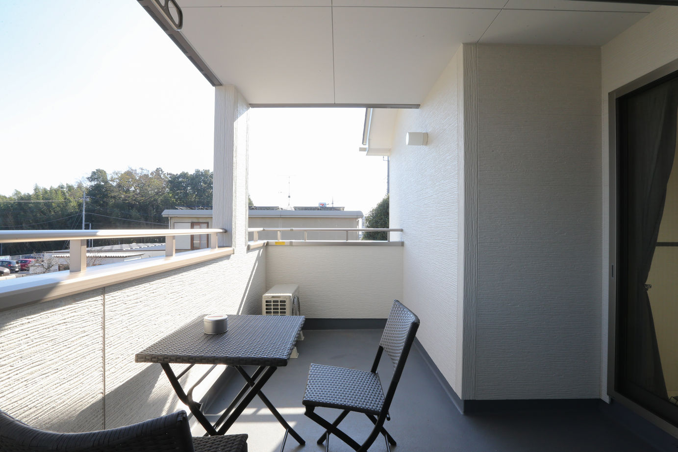 アイダ設計 【太陽光パネル/30坪台/吹き抜け/間取り図】ダイニングから広がるウッドデッキで遊び心のある住まいの建築実例画像20