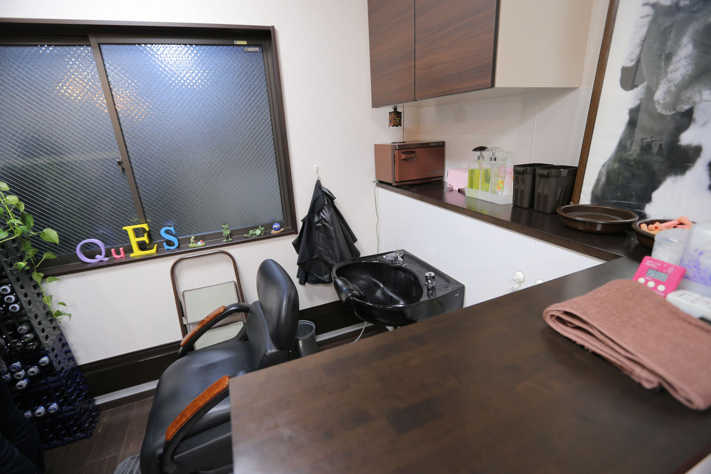 アイダ設計 【間取り図有/20坪台/耐震/美容室】モダンな雰囲気のおしゃれな店舗併用住宅の建築実例画像8