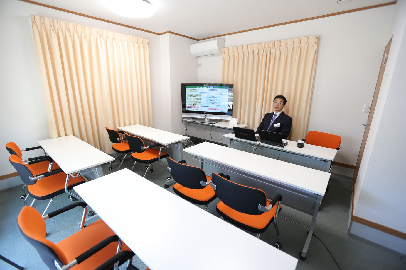 アイダ設計 【狭小地/3階建て/間取り図有/20坪台/耐震】約15坪の狭小地に建てた3階建ての事務所兼住宅の建築実例画像7