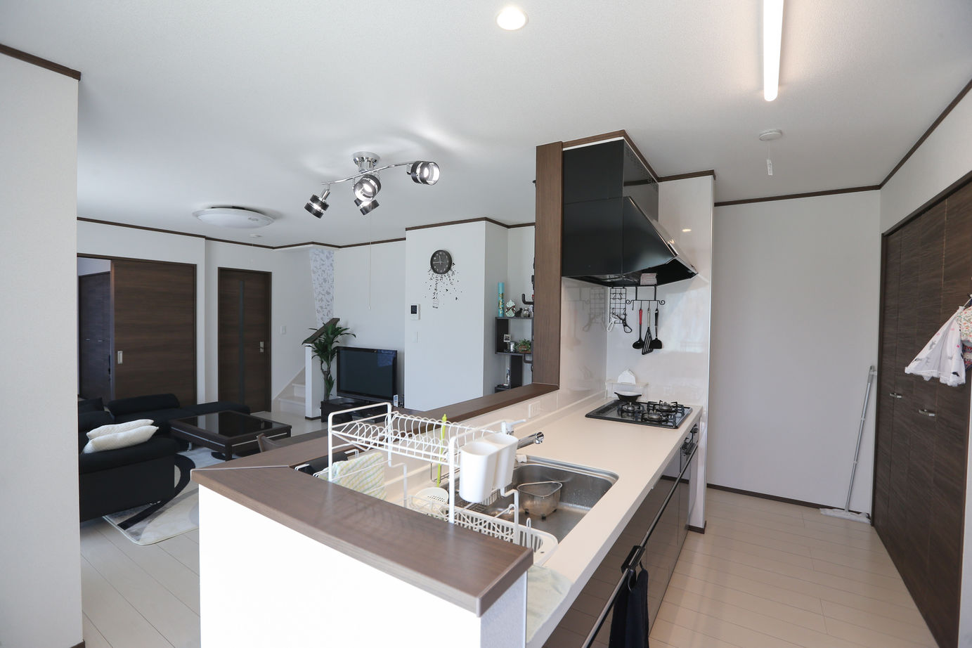 アイダ設計 【間取り図有/30坪台/4LDK】寒冷地でこそ暖かく暮らす。とにかく住みやすさにこだわった収納力抜群な家の建築実例画像9