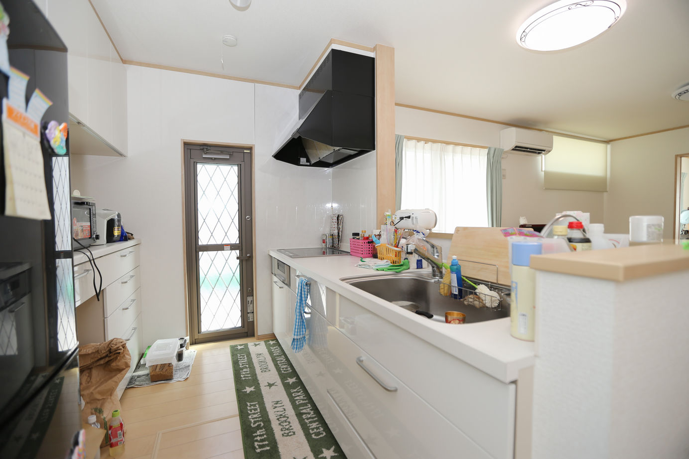 アイダ設計 【間取り図有/30坪台/4LDK/小屋裏収納】続きバルコニーで布団干しも便利！担当と安心して建てる注文住宅の建築実例画像6