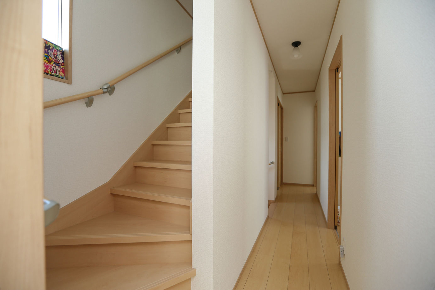 アイダ設計 【間取り図有/30坪台/4LDK/小屋裏収納】続きバルコニーで布団干しも便利！担当と安心して建てる注文住宅の建築実例画像11