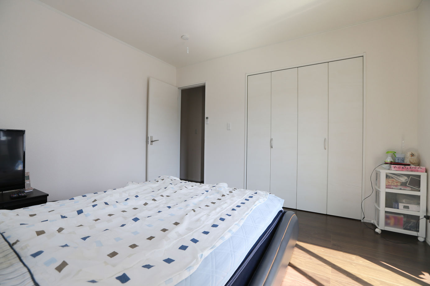 アイダ設計 【間取り図有/30坪台/ウッドデッキ/5LDK＋小屋裏収納】子どもたちの成長を視野に入れた収納十分な横長の家の建築実例画像15