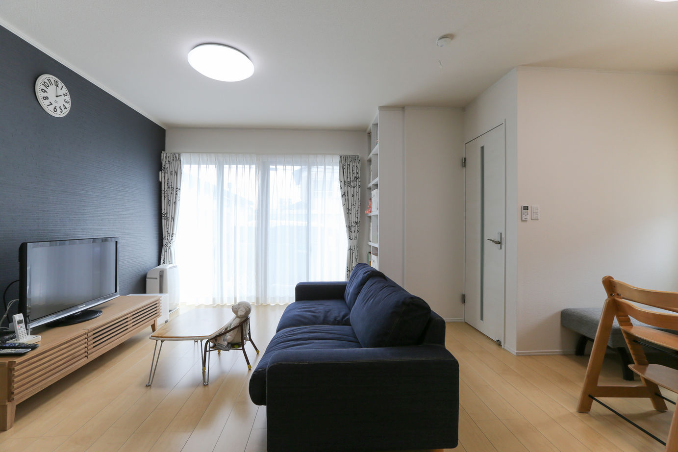 アイダ設計 【間取り図有/2階建て/20坪台/小屋裏収納】子育てにも快適　日当たりの良さをそのまま活かした設計の建築実例画像8