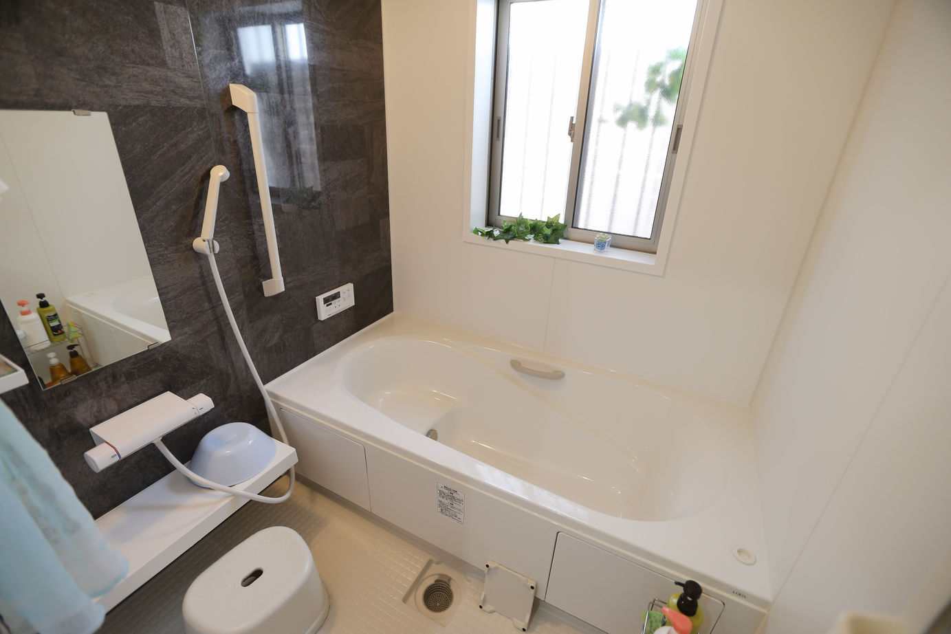 アイダ設計 【間取り図有/30坪台/収納充実/パントリー/高断熱・高気密】趣味部屋完成、憩いの空間で快適な住み心地の建築実例画像17